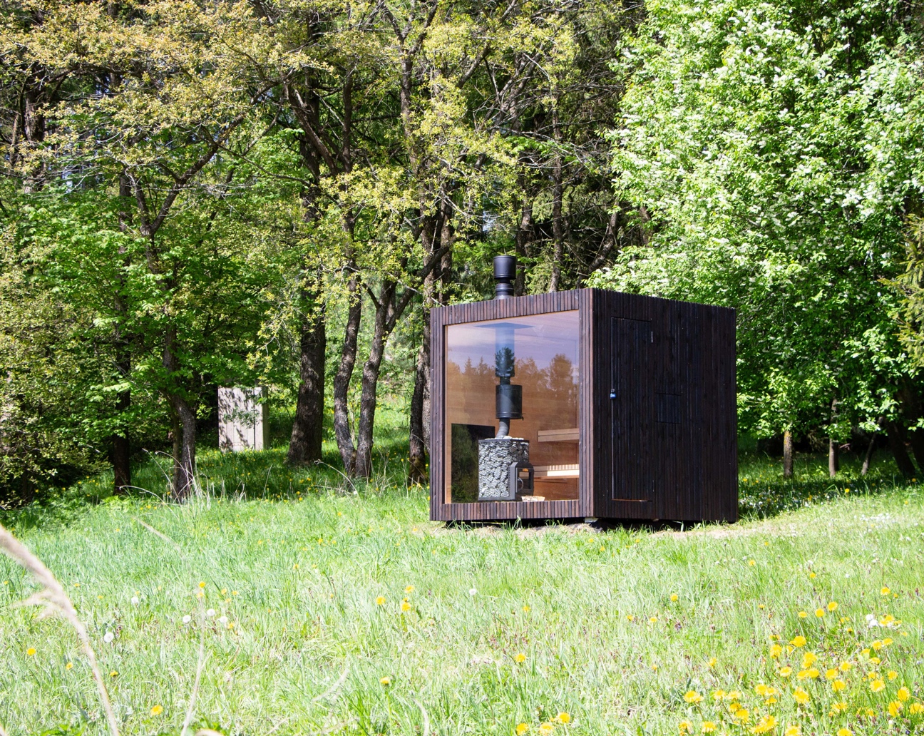 The compact Inari garden sauna viewed from outside